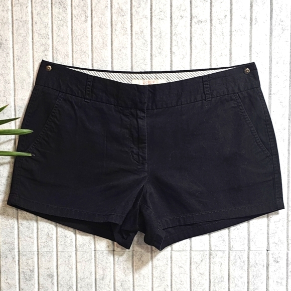 J. Crew Pants - J.Crew Black Chino Shorts Women’s 6 Broken-In Cotton Casual Classic Summer